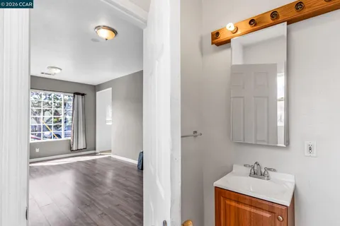 $419,000 | 528 South 29th Street, Richmond, CA 94804