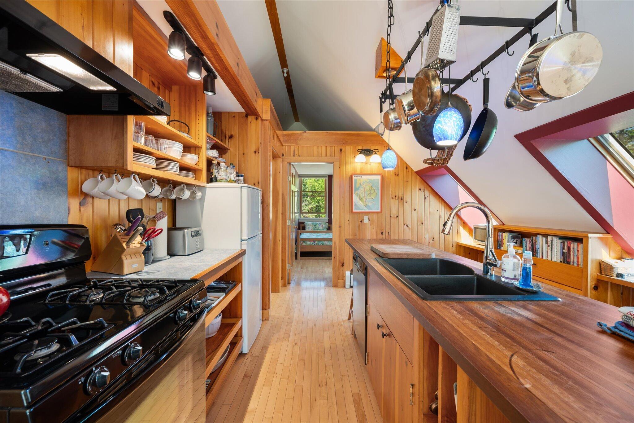 78 Youngs Mountain Road Bar Harbor, ME 04609 - Photo 101 of 113 Cottage - 2nd floor kitchen