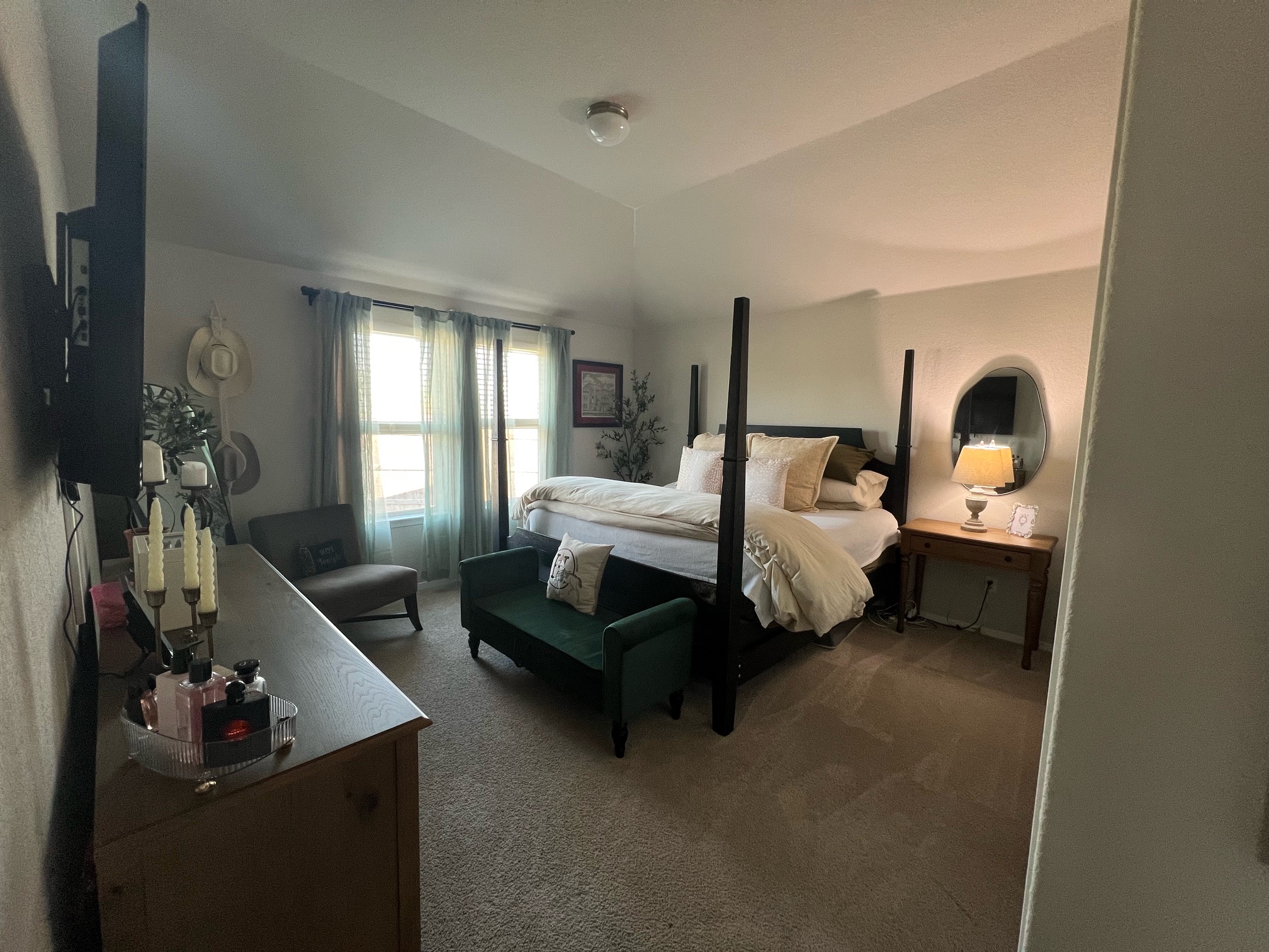 225 Graver Street Georgetown, TX 78626 - Photo 2 of 19 Carpeted bedroom