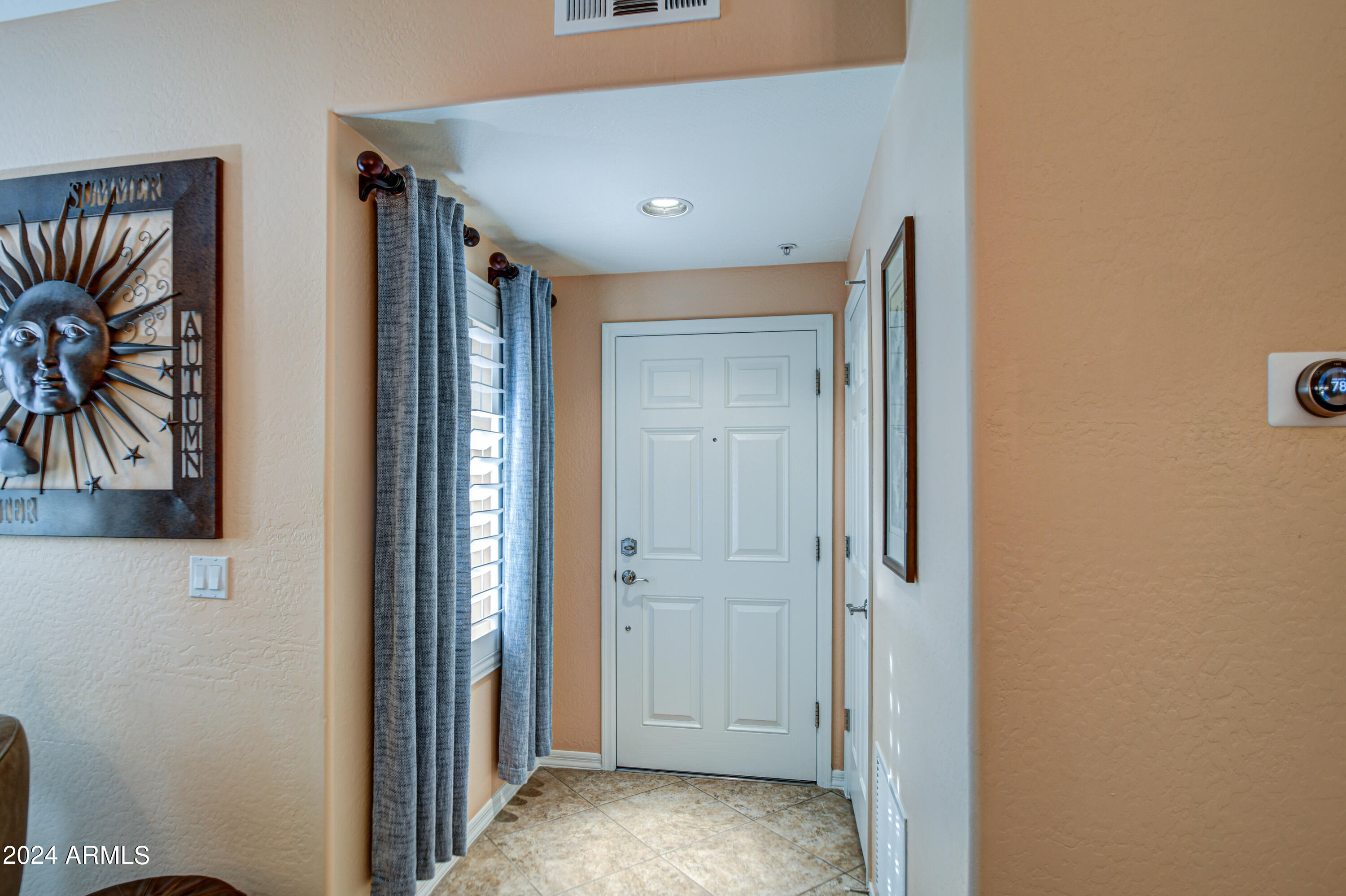 3935 East Rough Rider Road, Unit 1120 Phoenix, AZ 85050 - Photo 3 of 40 Entry
