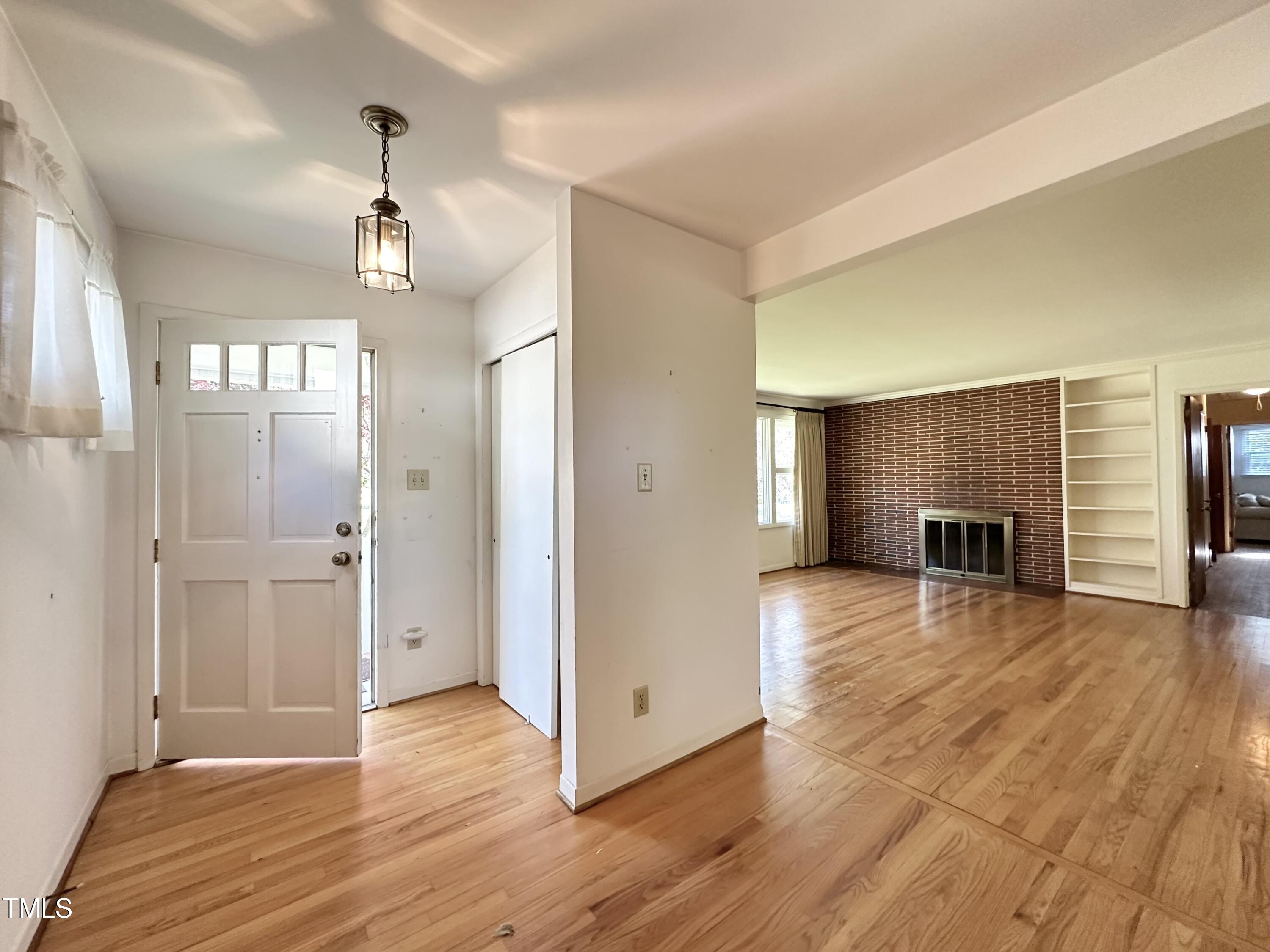3427 Churchill Road Raleigh, NC 27607 - Photo 2 of 21 IMG_3015