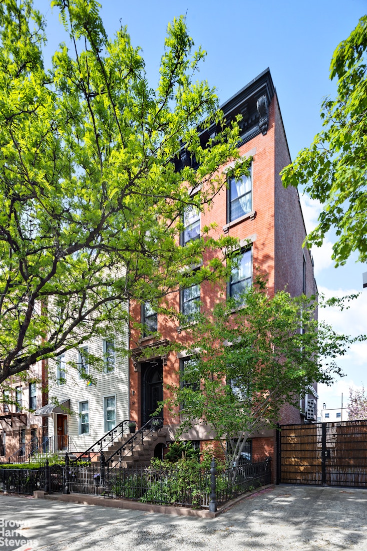 185 12th Street Brooklyn, NY 11215 - Photo 2 of 47