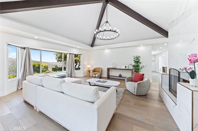 $17,000 | 2199 Summitridge Drive, Beverly Hills, CA 90210