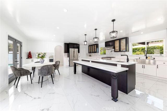 $17,000 | 2199 Summitridge Drive, Beverly Hills, CA 90210