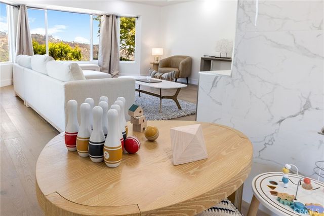 $17,000 | 2199 Summitridge Drive, Beverly Hills, CA 90210