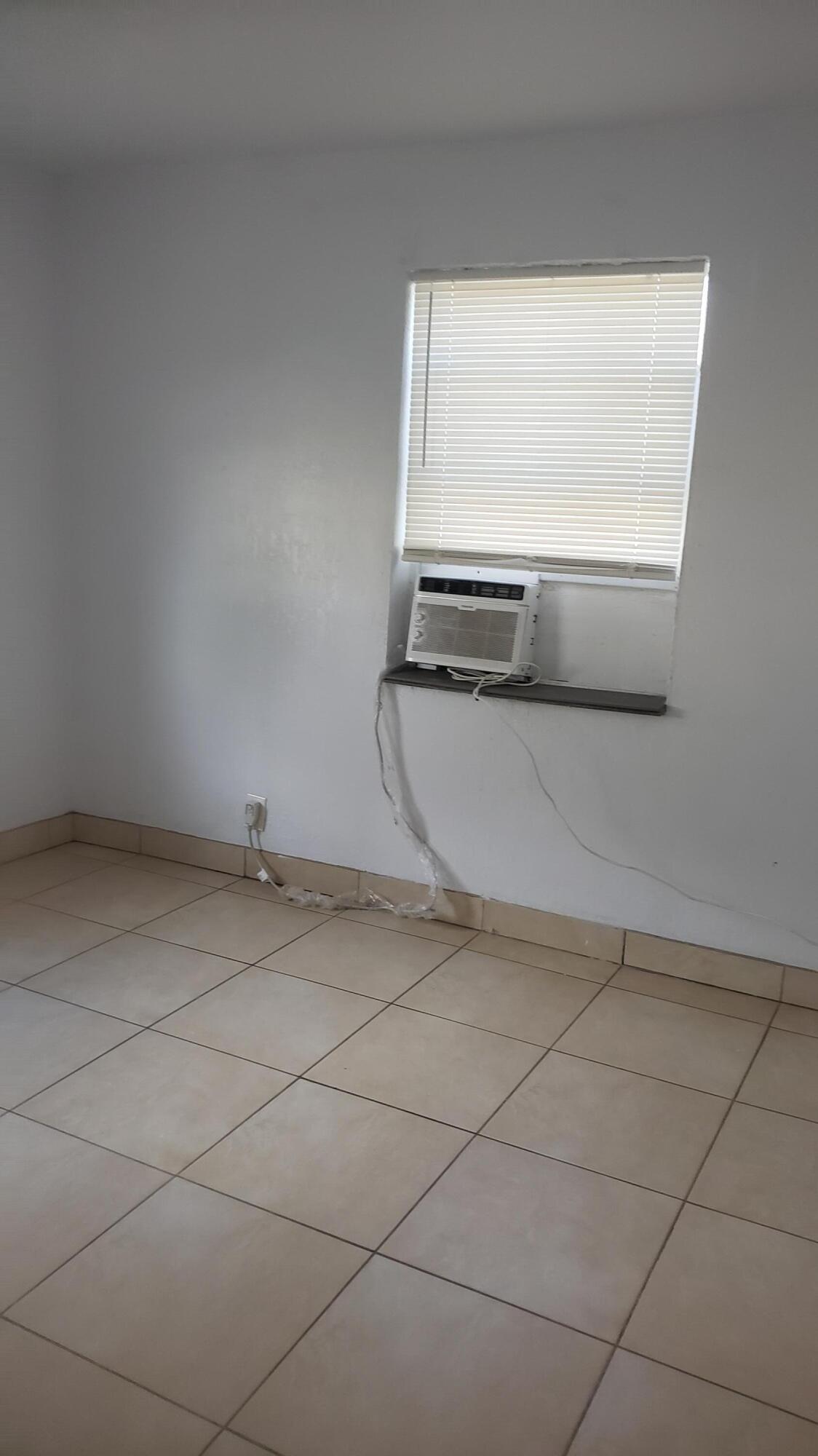 919 6th Street, Unit 15 West Palm Beach, FL 33401 - Photo 29 of 35 a view of a rack