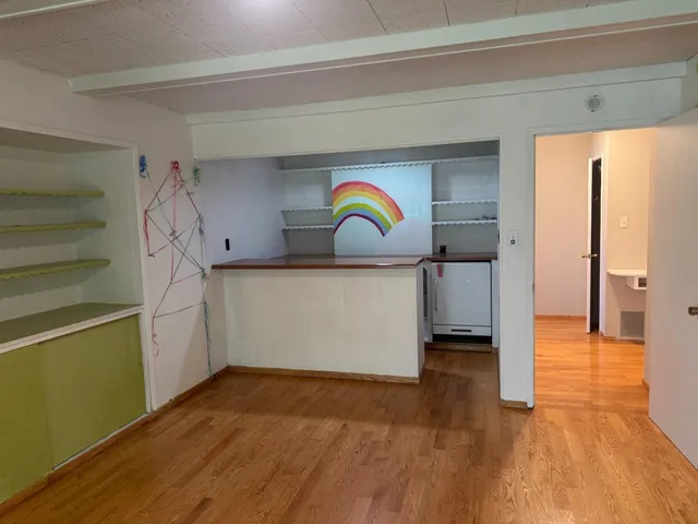 a view of a storage & utility room