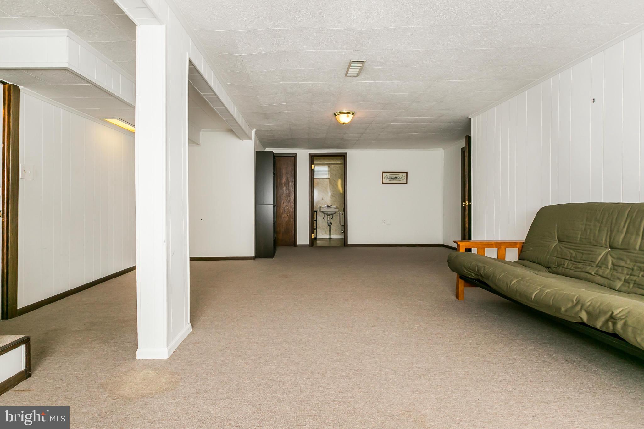 2455 Woodcroft Road Baltimore, MD 21234 - Photo 18 of 29 Family Room