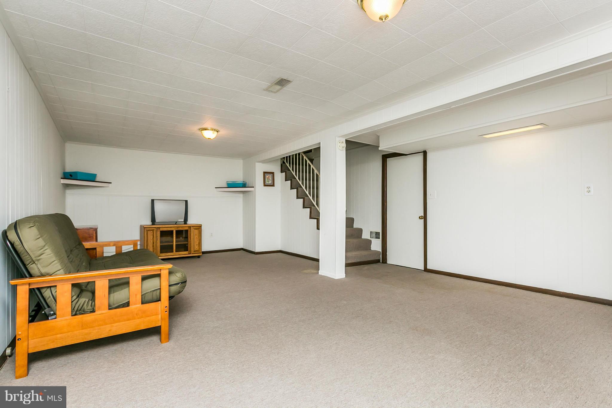 2455 Woodcroft Road Baltimore, MD 21234 - Photo 19 of 29 Family Room