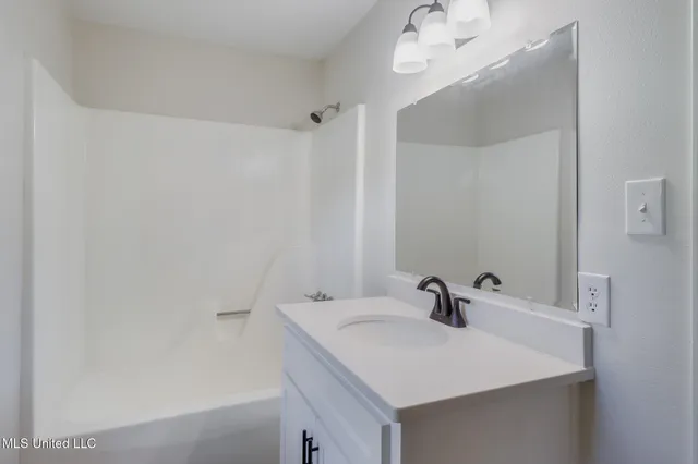 $432,900 | 2550 Davidson Road, Ocean Springs, MS 39564