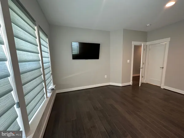$4,375 | 22983 Worden Terrace, Ashburn, VA 20148