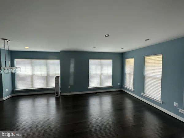$4,375 | 22983 Worden Terrace, Ashburn, VA 20148