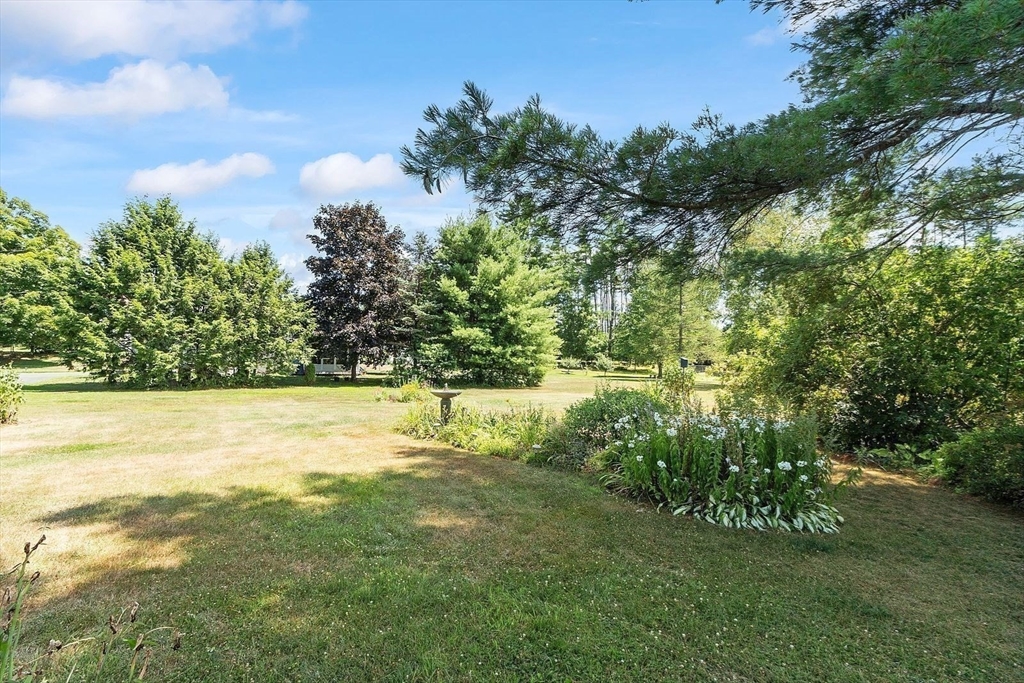 31 Pinedale Road Athol, MA 01331 - Photo 37 of 41 a view of an outdoor space and a yard