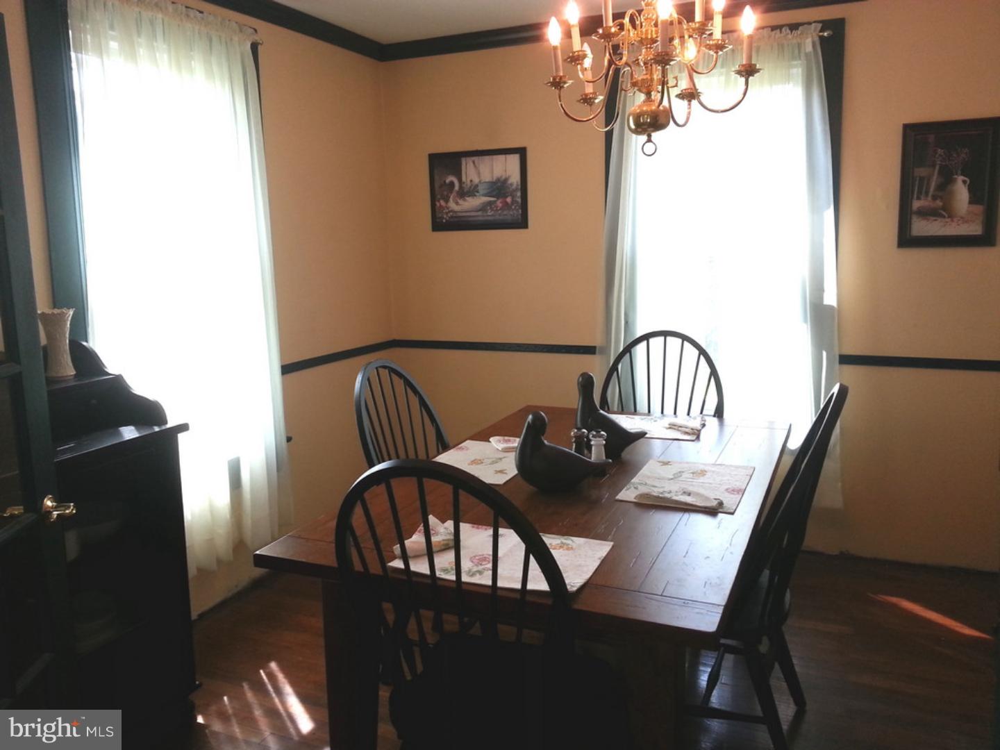 145 Forrest Road Telford, PA 18969 - Photo 9 of 25 Dining Room