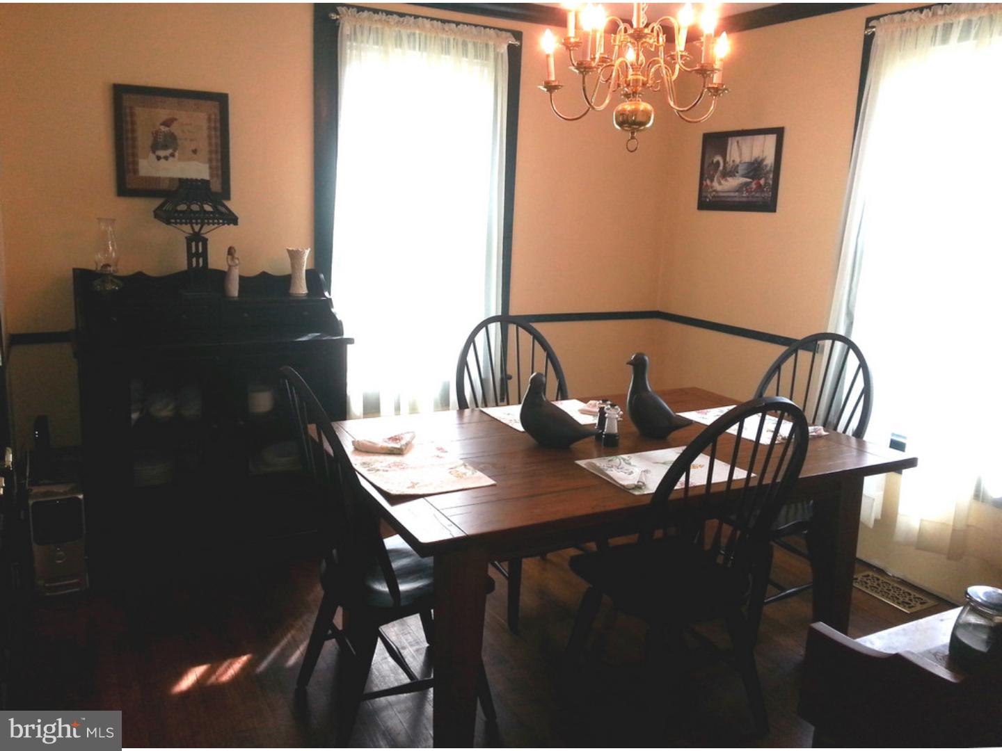 145 Forrest Road Telford, PA 18969 - Photo 10 of 25 Dining Room