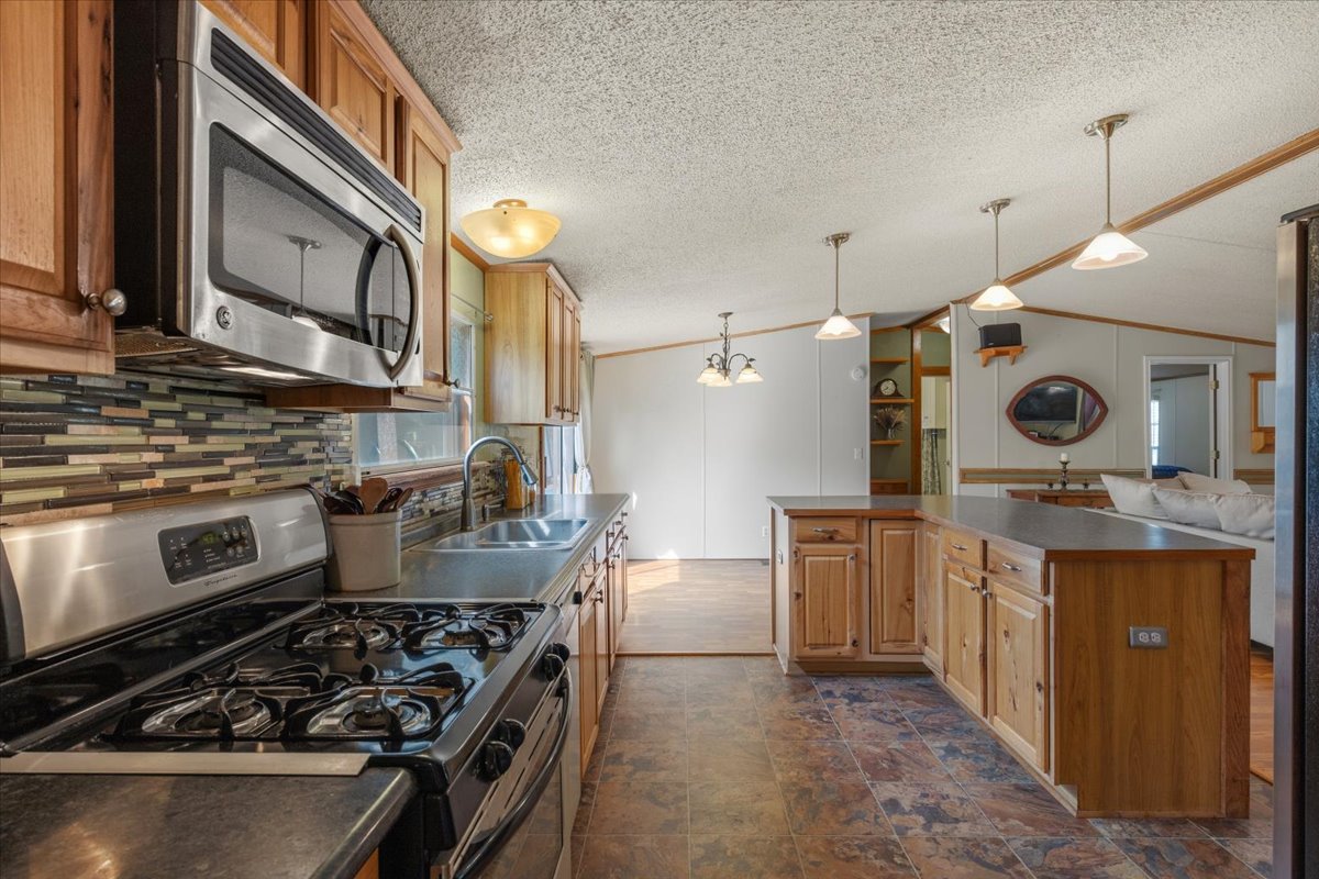 3122 River Road Cedar Creek, TX 78612 - Photo 12 of 37