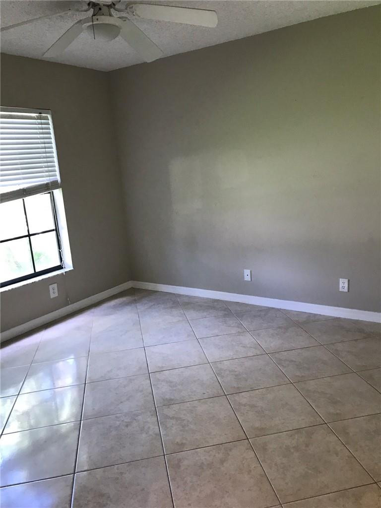22568 Blue Fin Trail Boca Raton, FL 33428 - Photo 5 of 22 Photo 5
