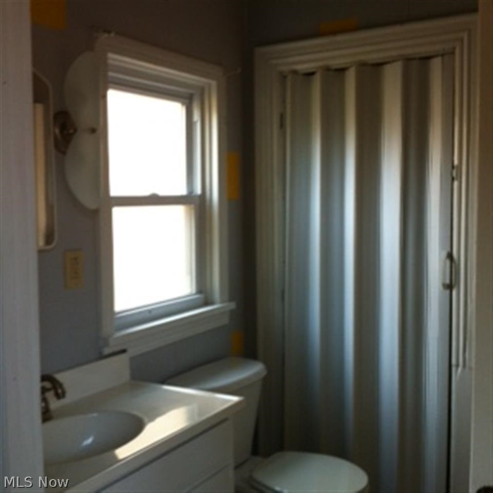 305 Spring Street Toronto, OH 43964 - Photo 7 of 16 Gallery Image 7