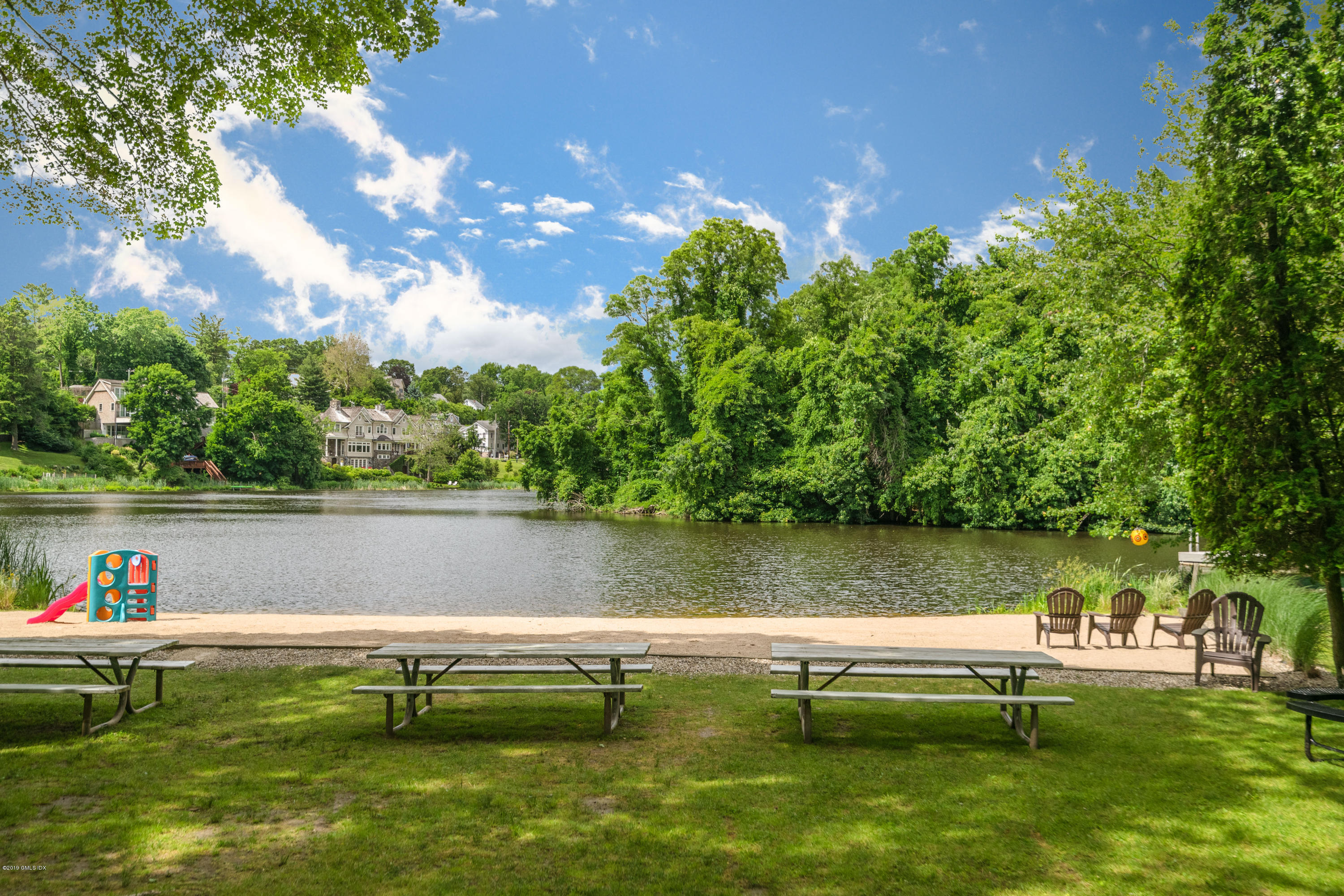 71 Long Meadow Road Riverside, CT 06878 - Photo 11 of 13 Association Beach Picnic Area