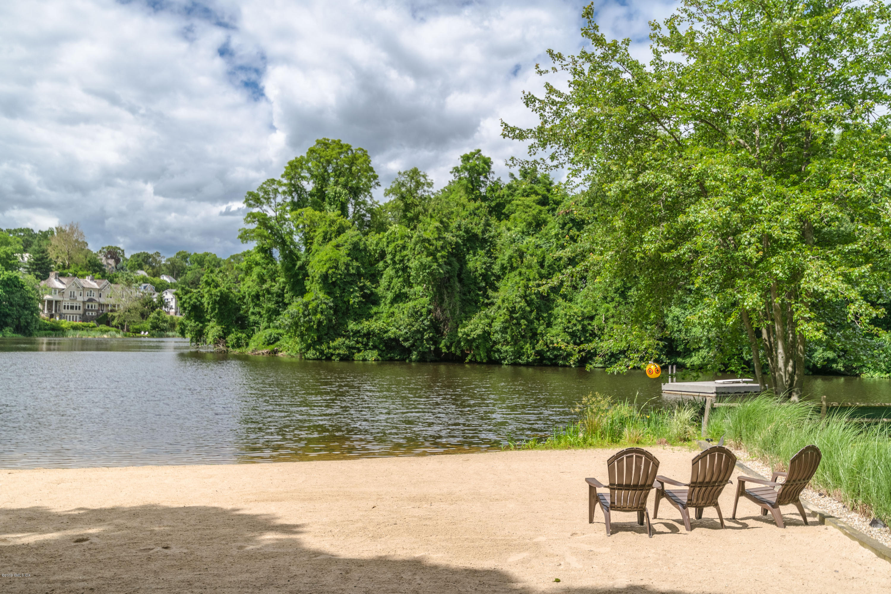 71 Long Meadow Road Riverside, CT 06878 - Photo 12 of 13 Association Beach Picnic Area