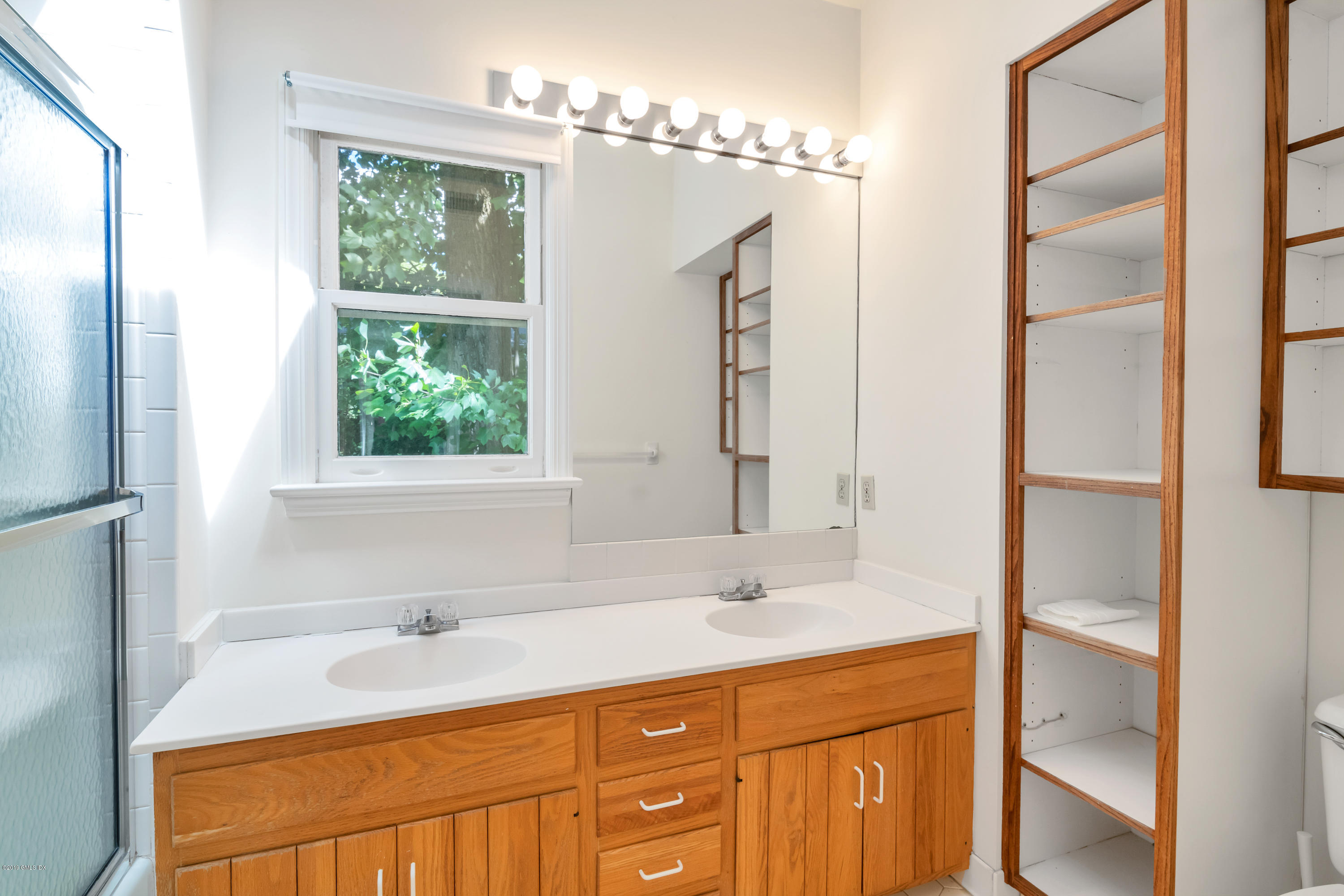 71 Long Meadow Road Riverside, CT 06878 - Photo 10 of 13 Master Bath 3674