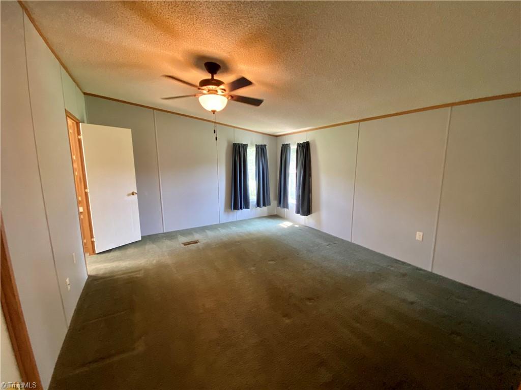 201 Beacon Ridge Road Thomasville, NC 27360 - Photo 12 of 21 Gallery Image 12