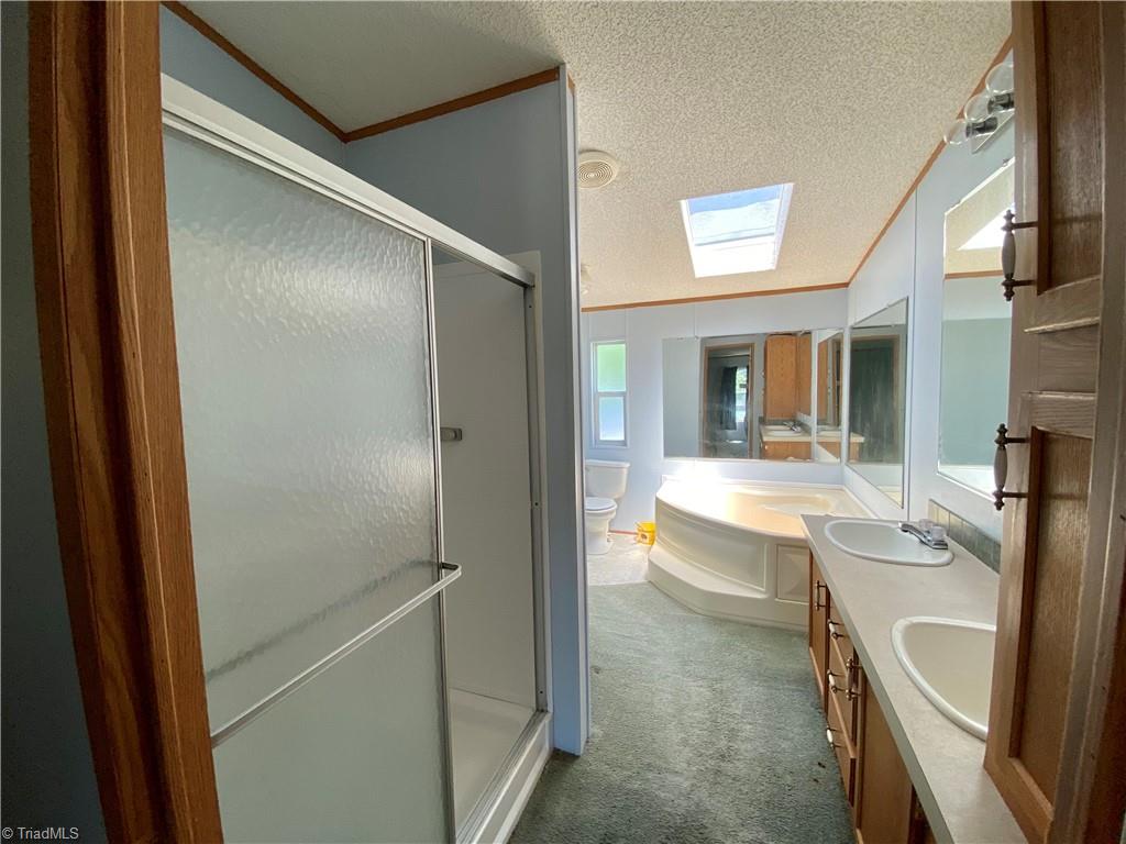 201 Beacon Ridge Road Thomasville, NC 27360 - Photo 15 of 21 Gallery Image 15