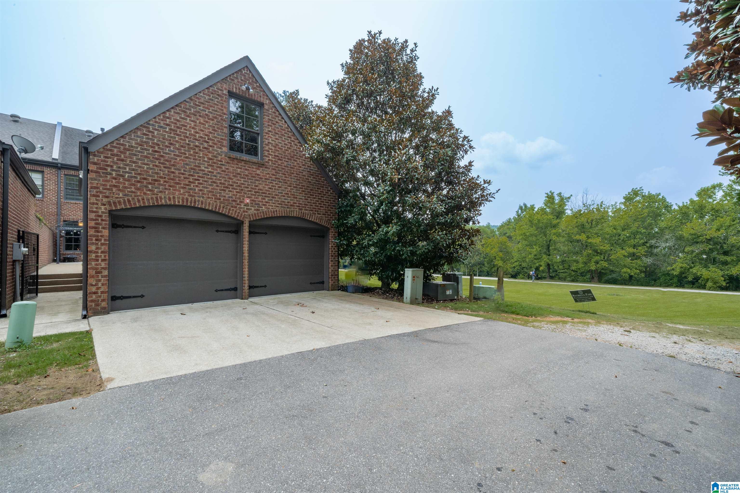 6332 Spring Street Trussville, AL 35173 - Photo 9 of 53