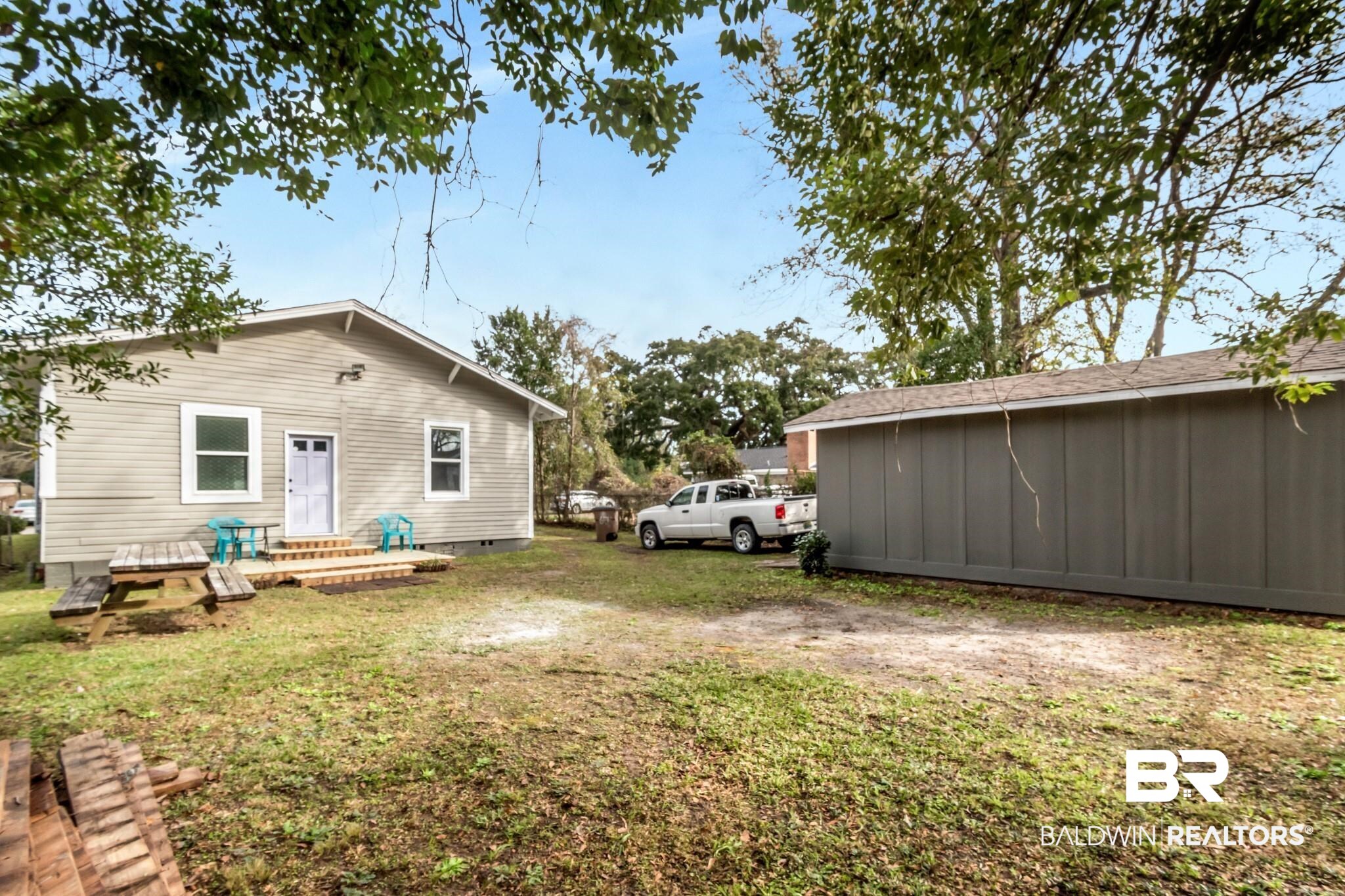 655 Augusta Street Mobile, AL 36603 - Photo 27 of 33
