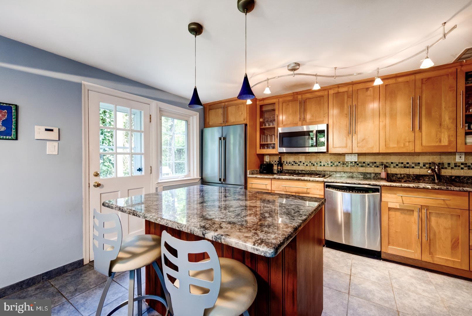 1304 Andover Road Wynnewood, PA 19096 - Photo 14 of 32 Granite Counters