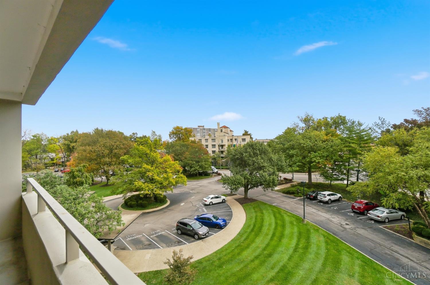 2324 Madison Road, Unit 403 Cincinnati, OH 45208 - Photo 13 of 40