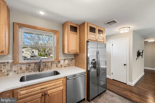 $369,000 | 2299 Springhouse Lane, Aston, PA 19014