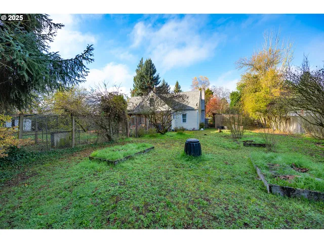 $350,000 | 895 Glory Drive, Eugene, OR 97404