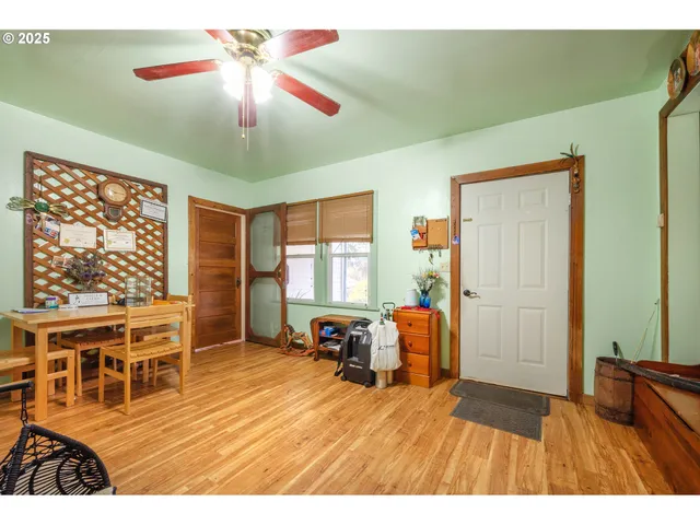 $350,000 | 895 Glory Drive, Eugene, OR 97404