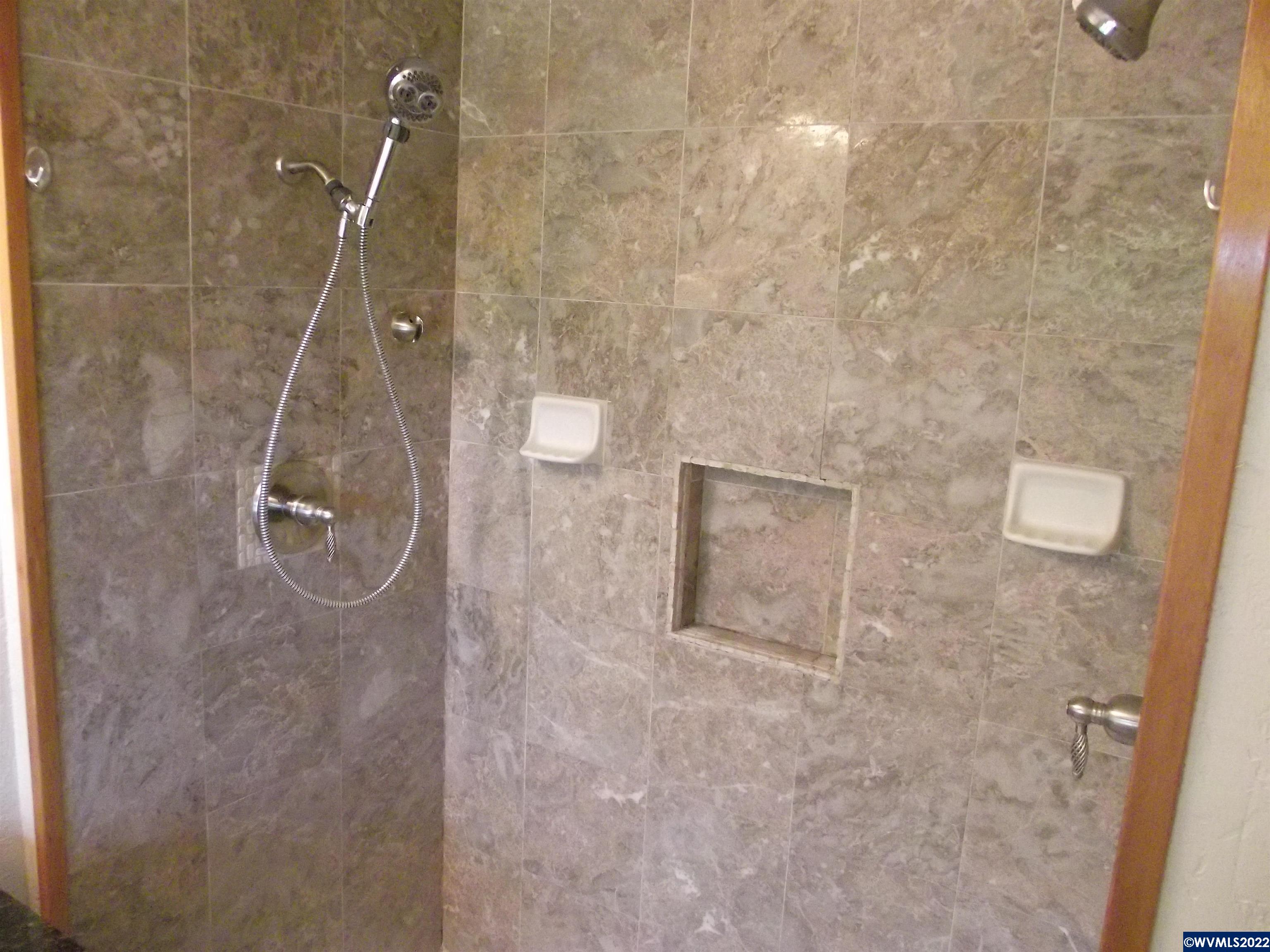 34114 Riverside Drive Albany, OR 97321 - Photo 15 of 42 Gallery Image 15