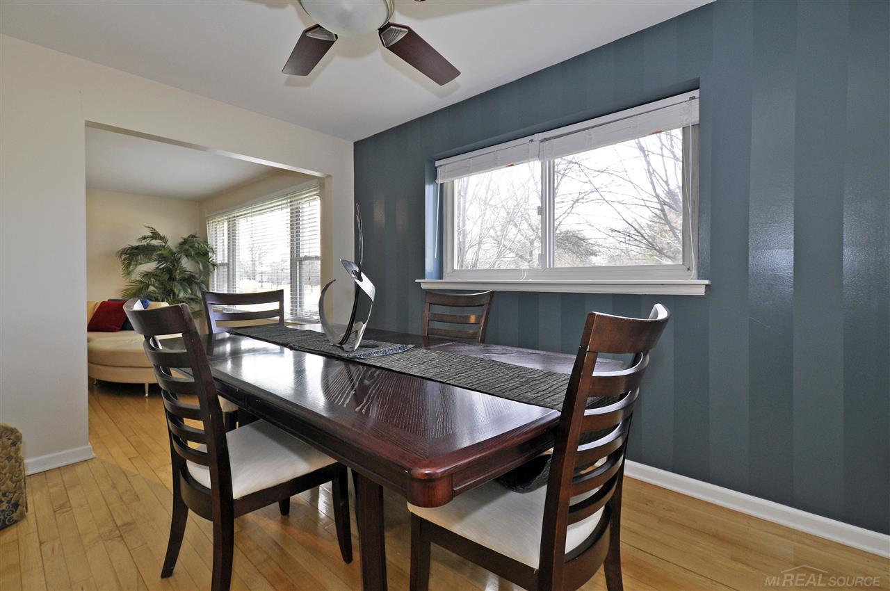 798 Middlesex Road Grosse Pointe Park, MI 48230 - Photo 7 of 36
