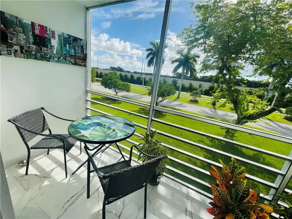 $140,000 | 446 Fanshaw K, Unit 446, Boca Raton, FL 33434