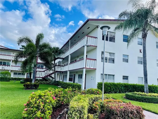 $140,000 | 446 Fanshaw K, Unit 446, Boca Raton, FL 33434