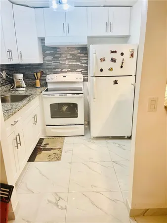 $140,000 | 446 Fanshaw K, Unit 446, Boca Raton, FL 33434