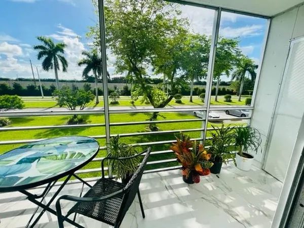$140,000 | 446 Fanshaw K, Unit 446, Boca Raton, FL 33434