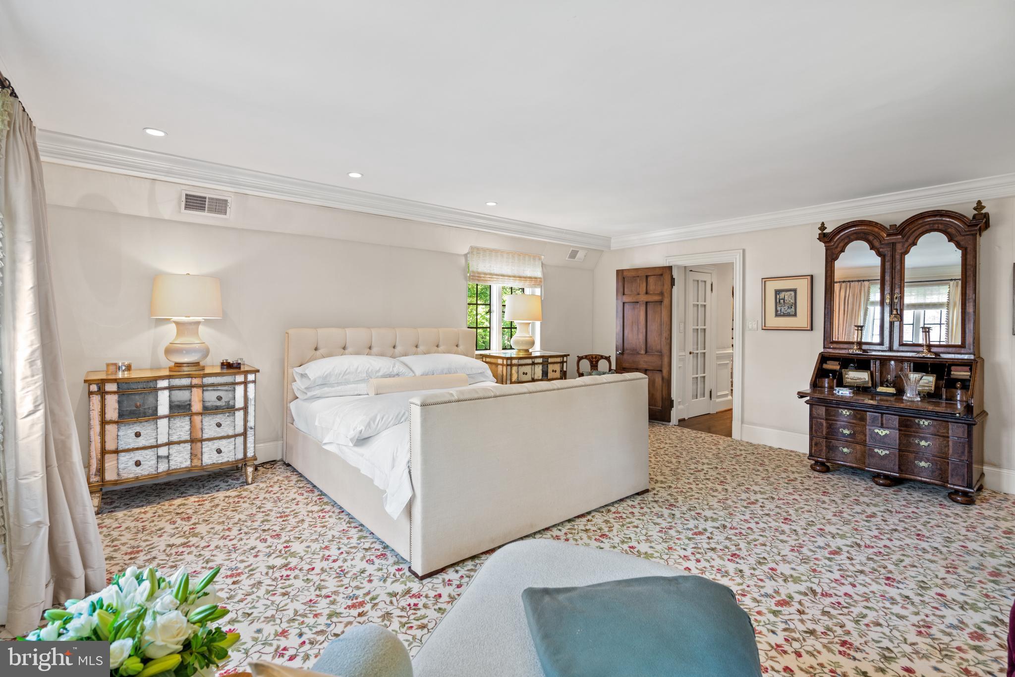 2446 Kalorama Road Northwest Washington, DC 20008 - Photo 15 of 35 Primary Bedroom