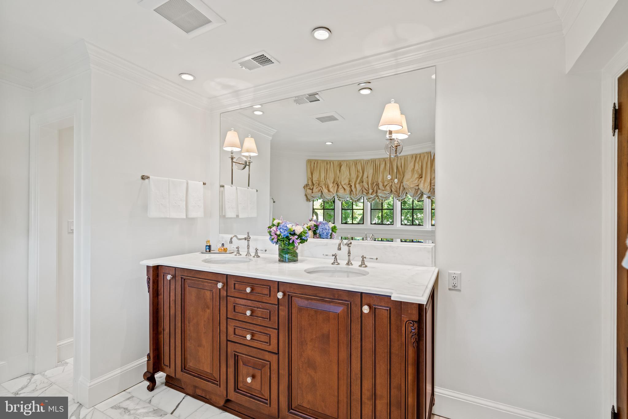 2446 Kalorama Road Northwest Washington, DC 20008 - Photo 16 of 35 Primary Bathroom