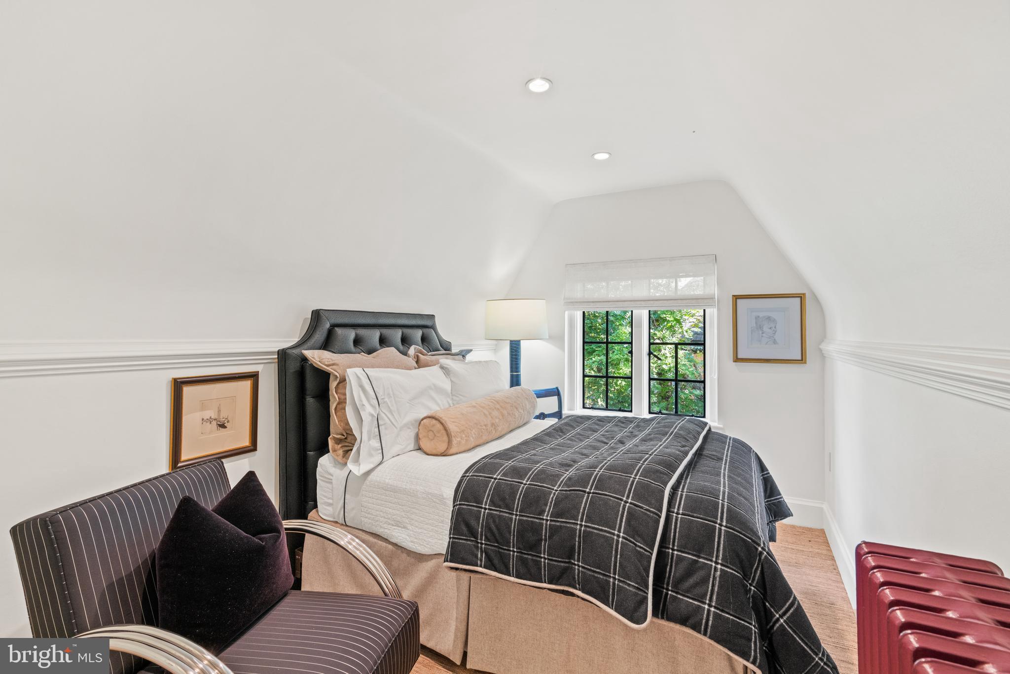 2446 Kalorama Road Northwest Washington, DC 20008 - Photo 24 of 35 Bedroom