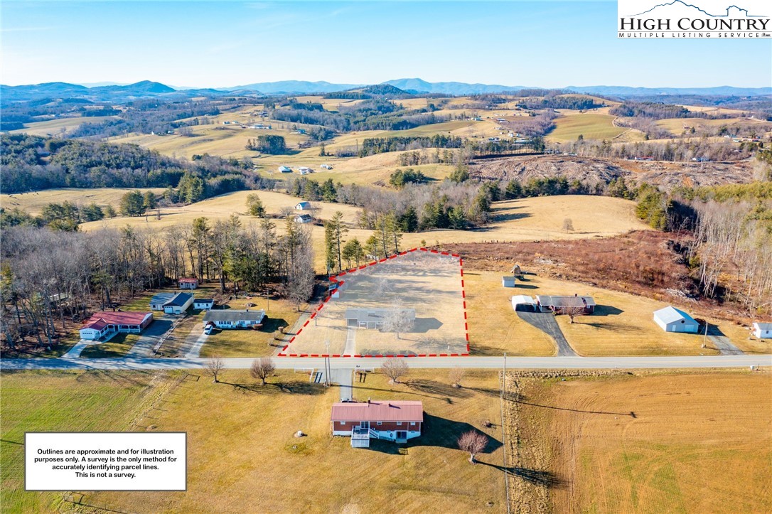 7533 Glade Valley Road Ennice, NC 28623 - Photo 4 of 50 Gallery Image 4