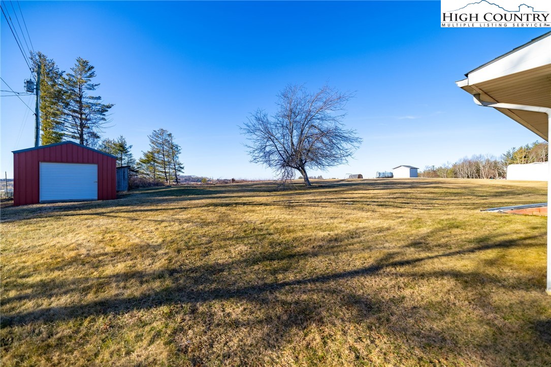 7533 Glade Valley Road Ennice, NC 28623 - Photo 44 of 50 Gallery Image 44