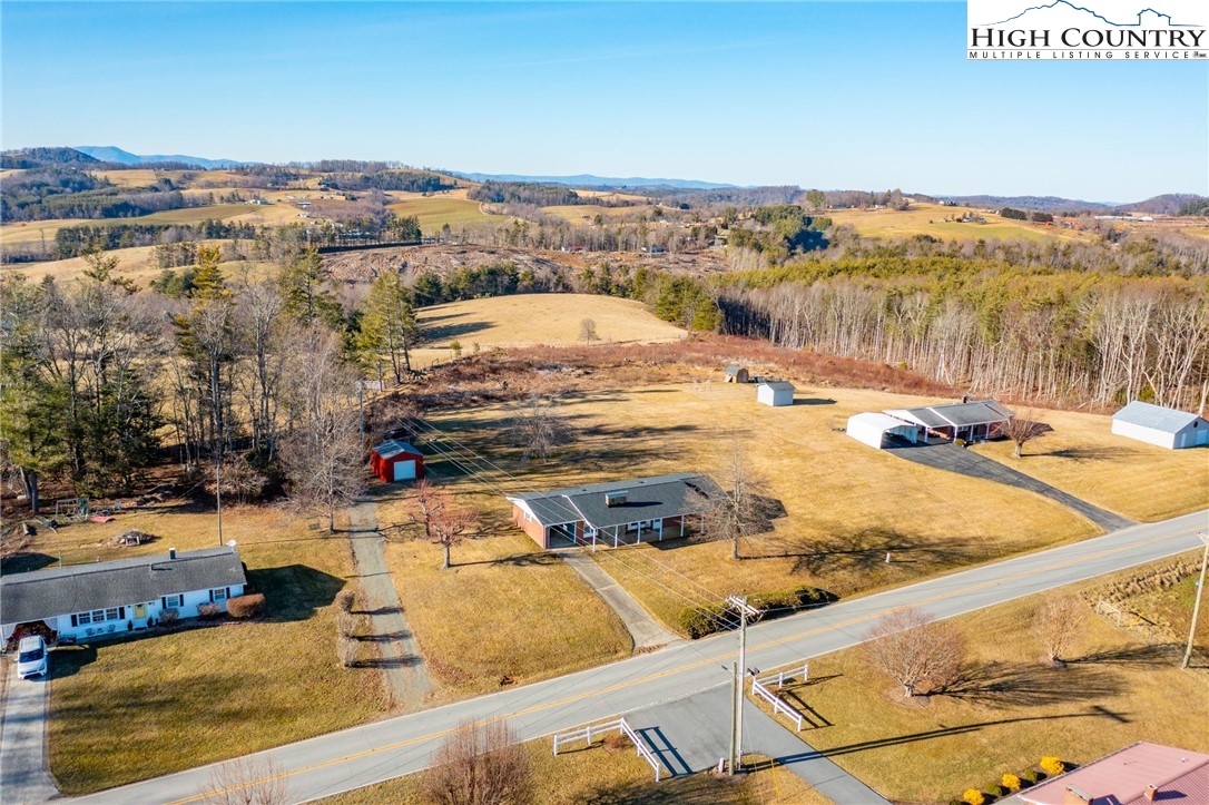 7533 Glade Valley Road Ennice, NC 28623 - Photo 49 of 50 Gallery Image 49