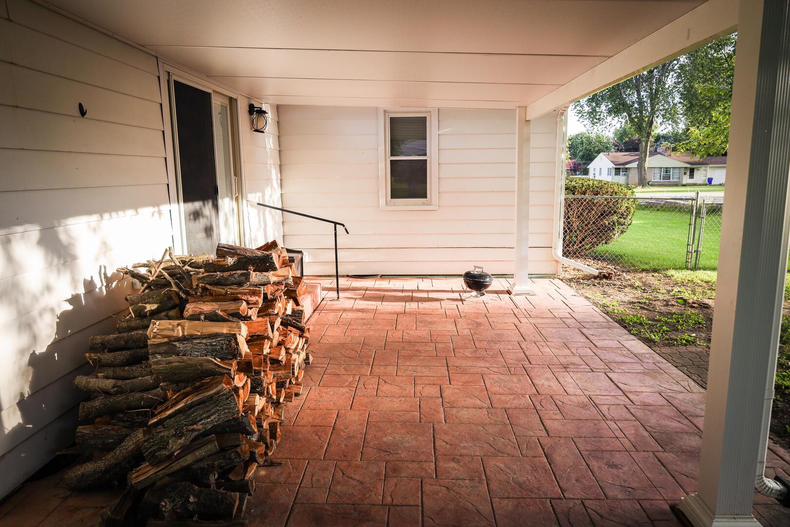 34 North Court Drive Decatur, IL 62526 - Photo 19 of 28