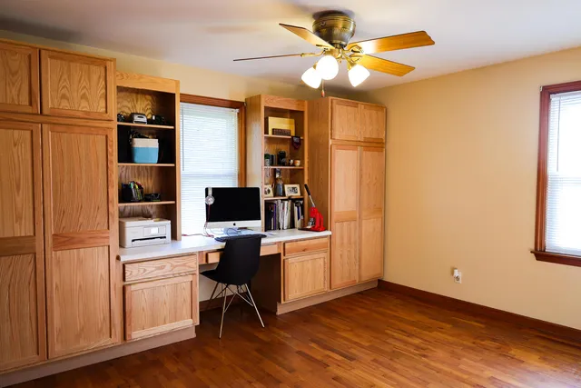 $218,000 | 34 North Court Drive, Decatur, IL 62526