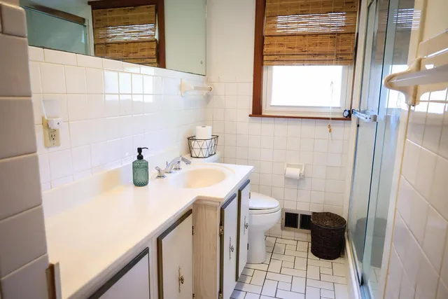 $218,000 | 34 North Court Drive, Decatur, IL 62526