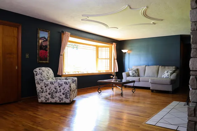 $218,000 | 34 North Court Drive, Decatur, IL 62526